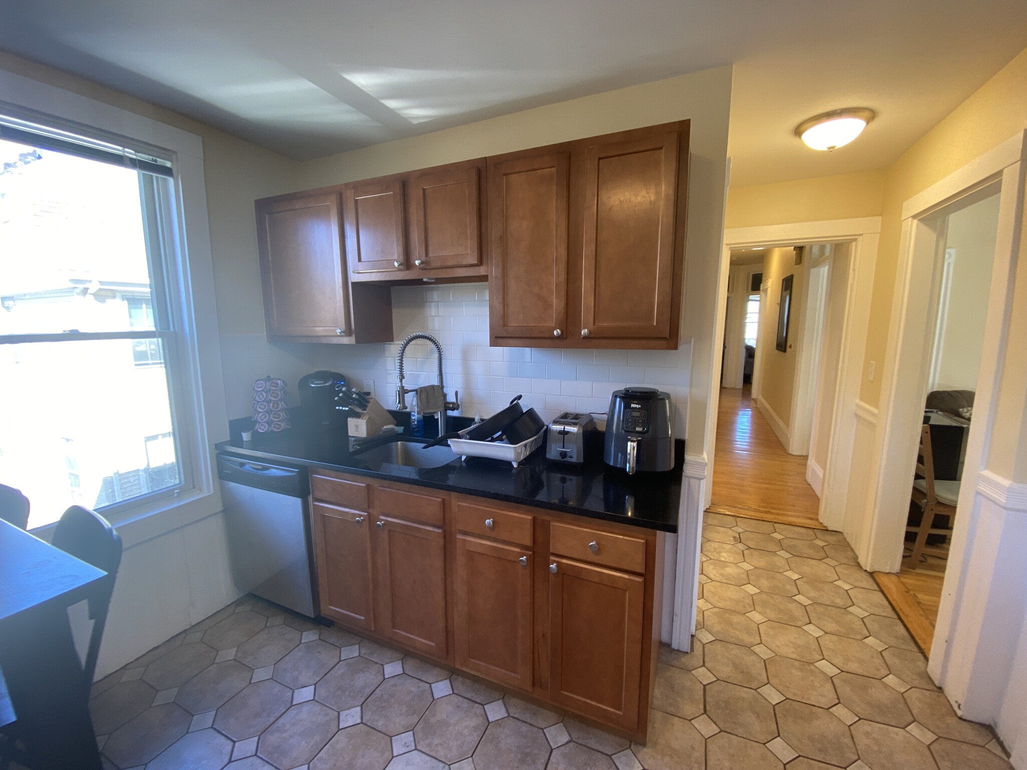 176 Elm St, North Cambridge