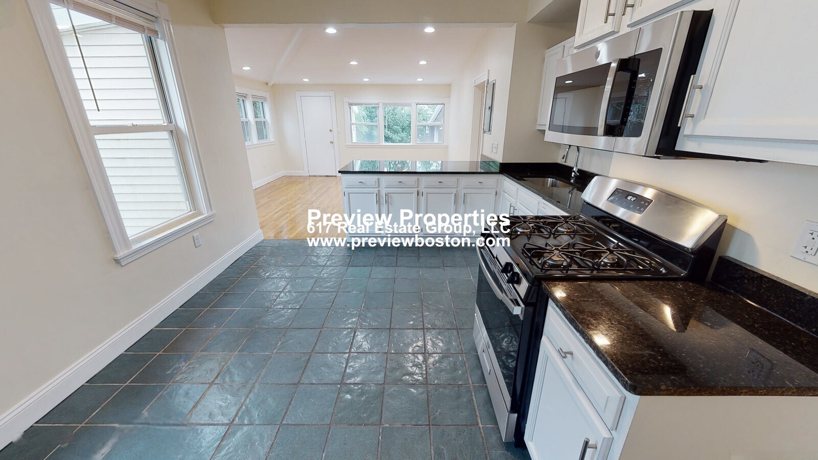 2572 Massachusetts Ave, North Cambridge