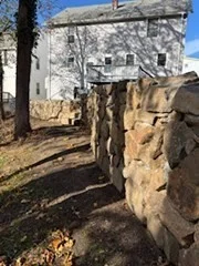 10 Moulton Ct, Beverly