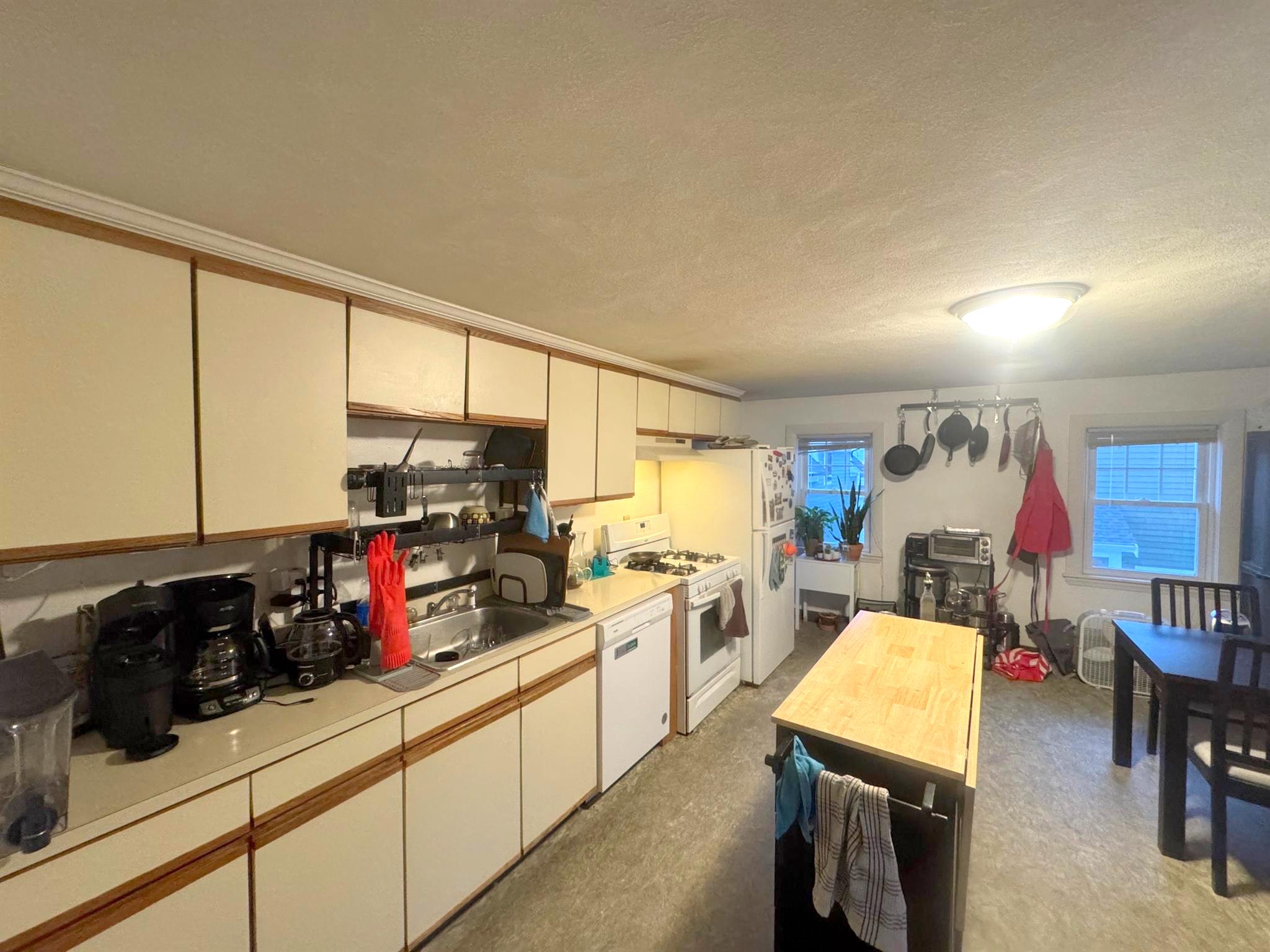 65R Cedar St, Spring Hill