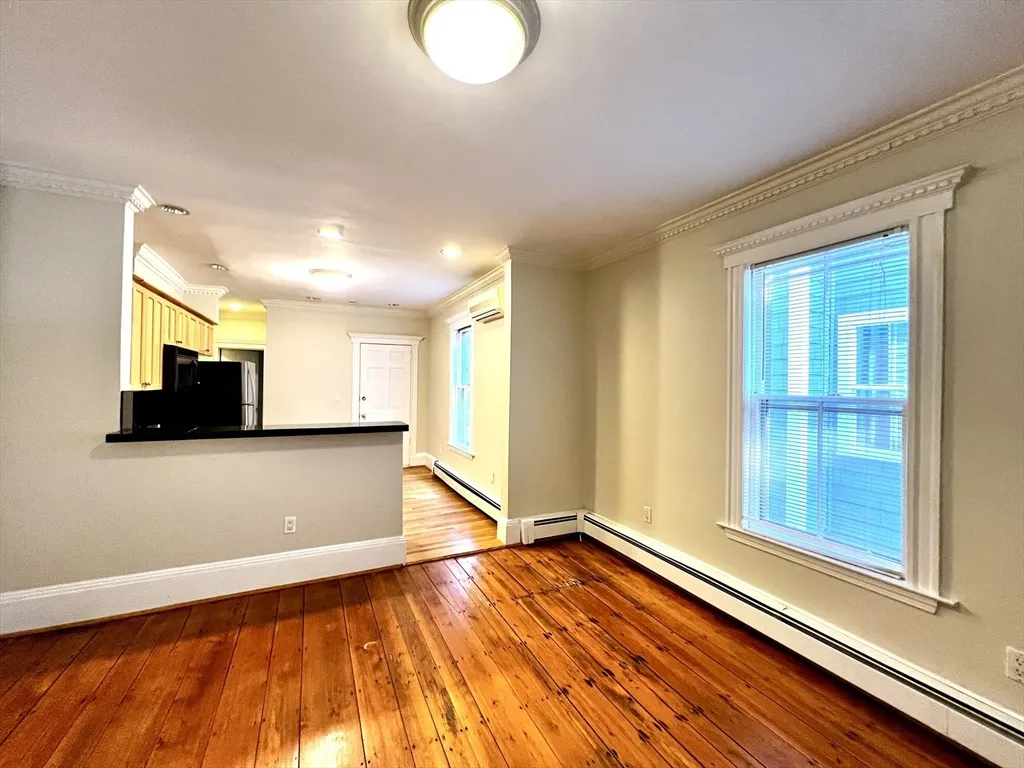 36 Tremont St, Cambridgeport