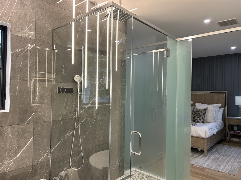 34 Lincoln St, Needham