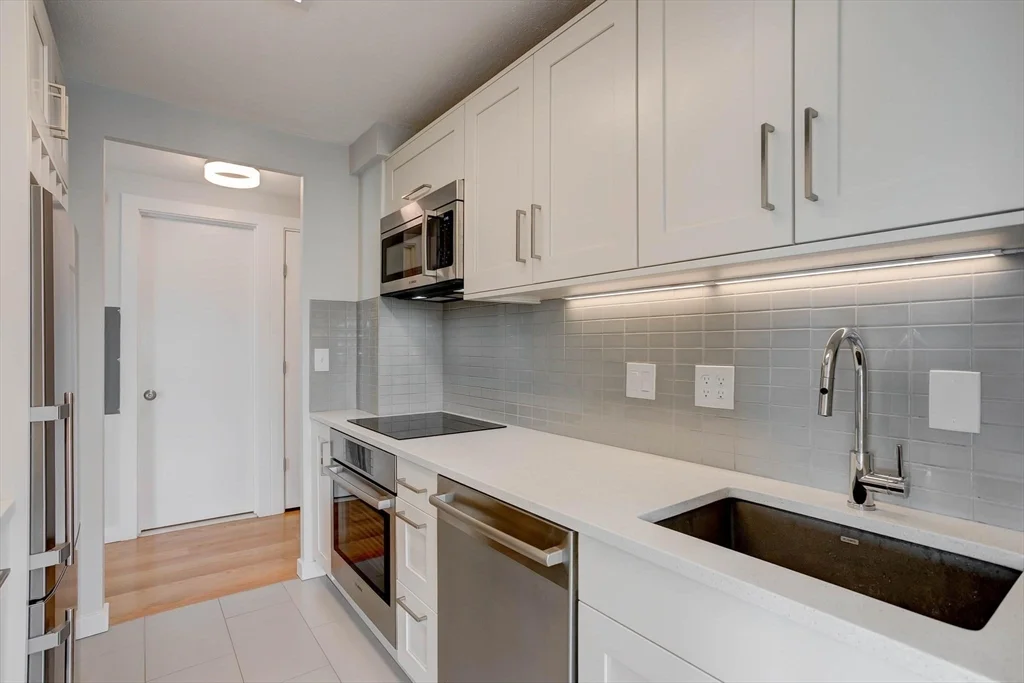 60 Babcock St, Coolidge Corner