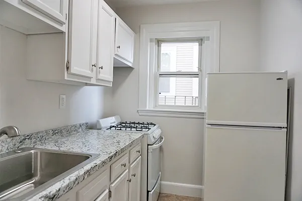 95 Adams St, South Side