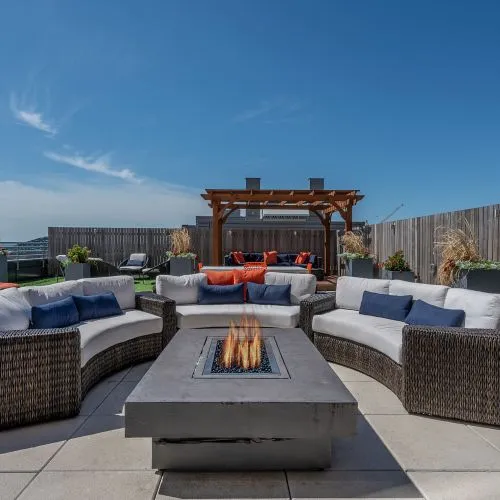 99 Kneeland St, Chinatown