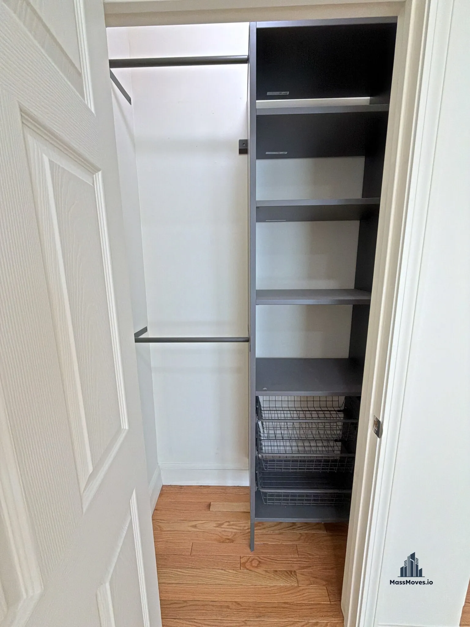 130 West 8th St, South Boston