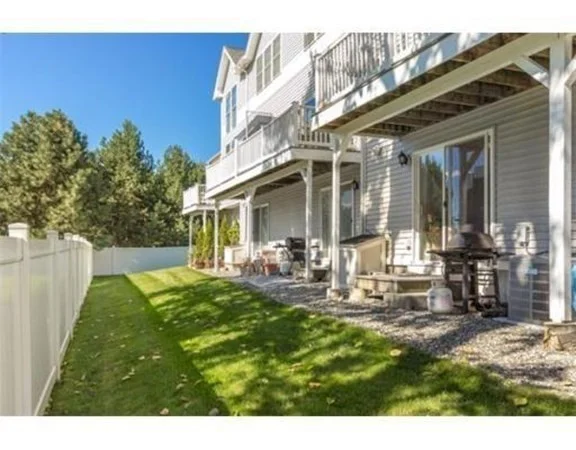 12 Ship Ave, Glenwood