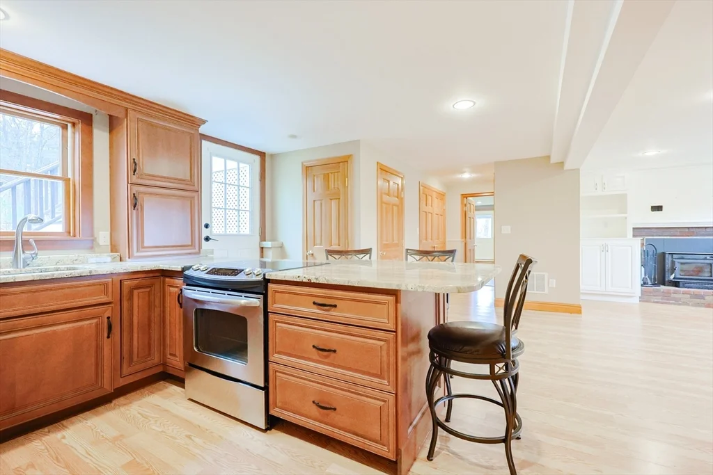 68 Greene St, Hopedale