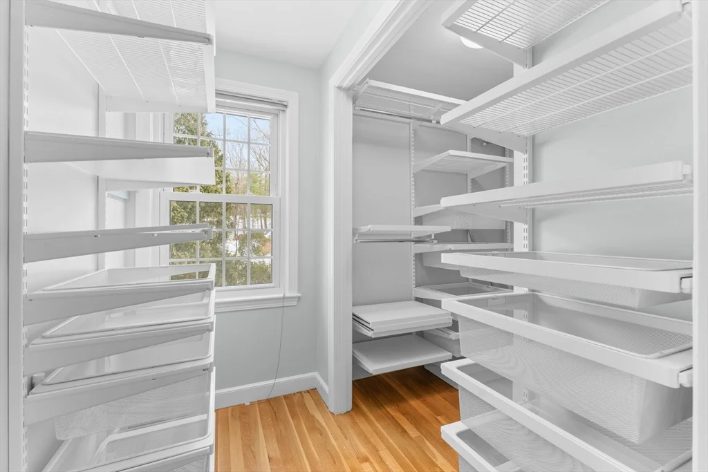 26 Cedar Hill Rd, Dover