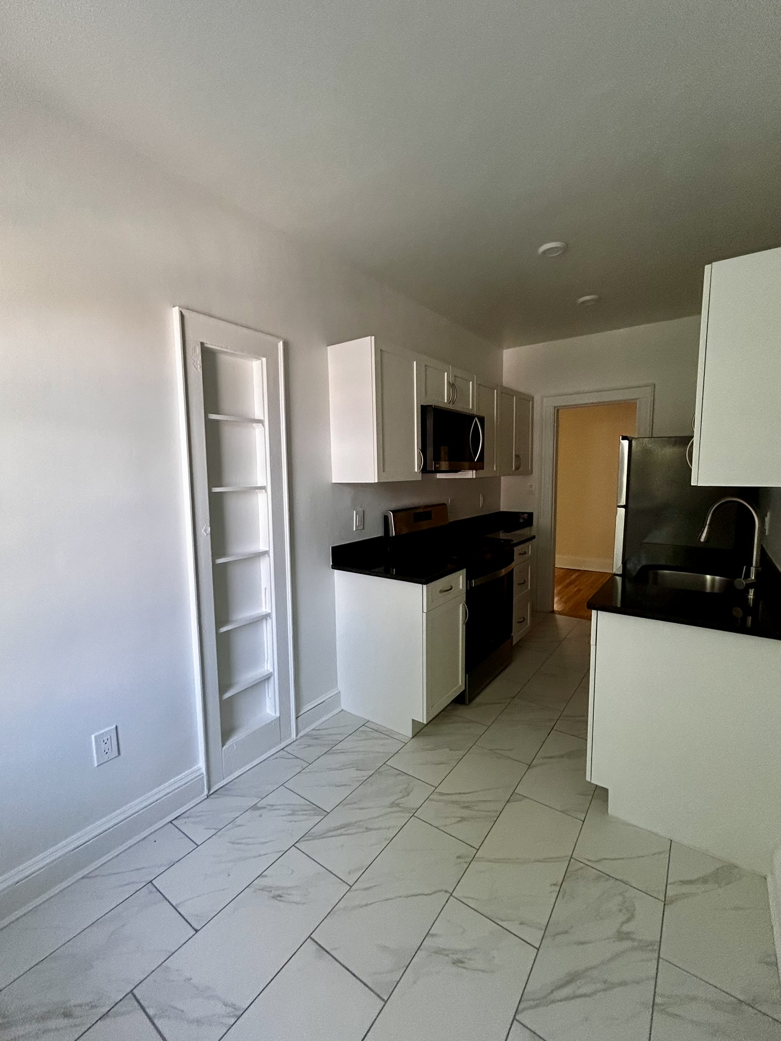 100 Kilsyth Rd, Brighton