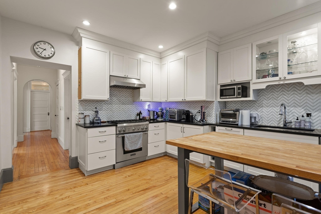 315 Harvard St, Cambridge