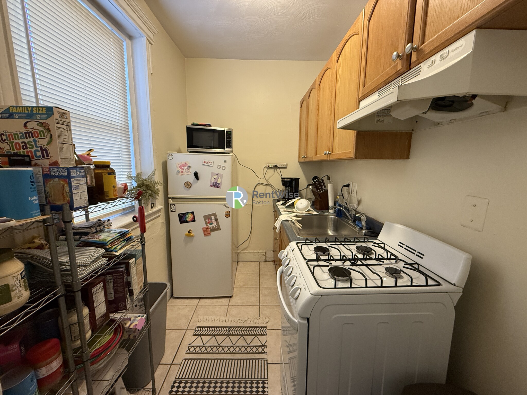 94 Brainerd Rd, Allston