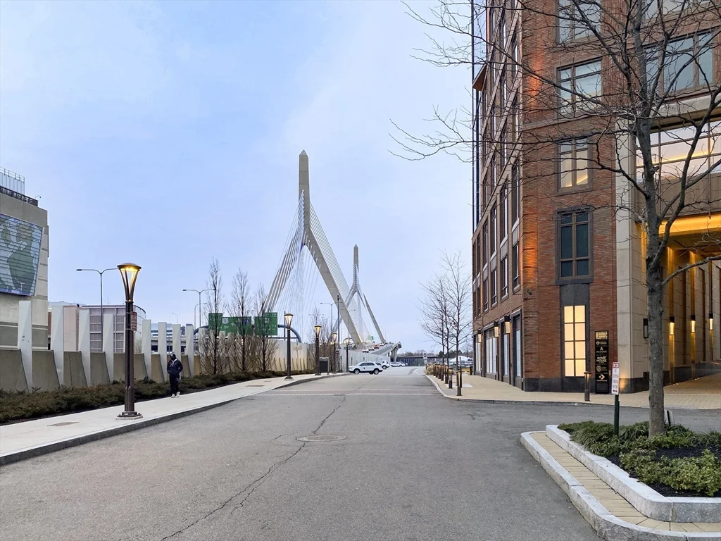 100 Lovejoy Wharf, West End
