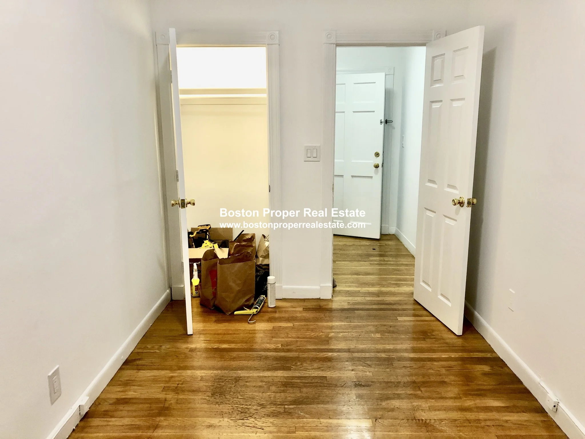49 Gloucester St, Back Bay