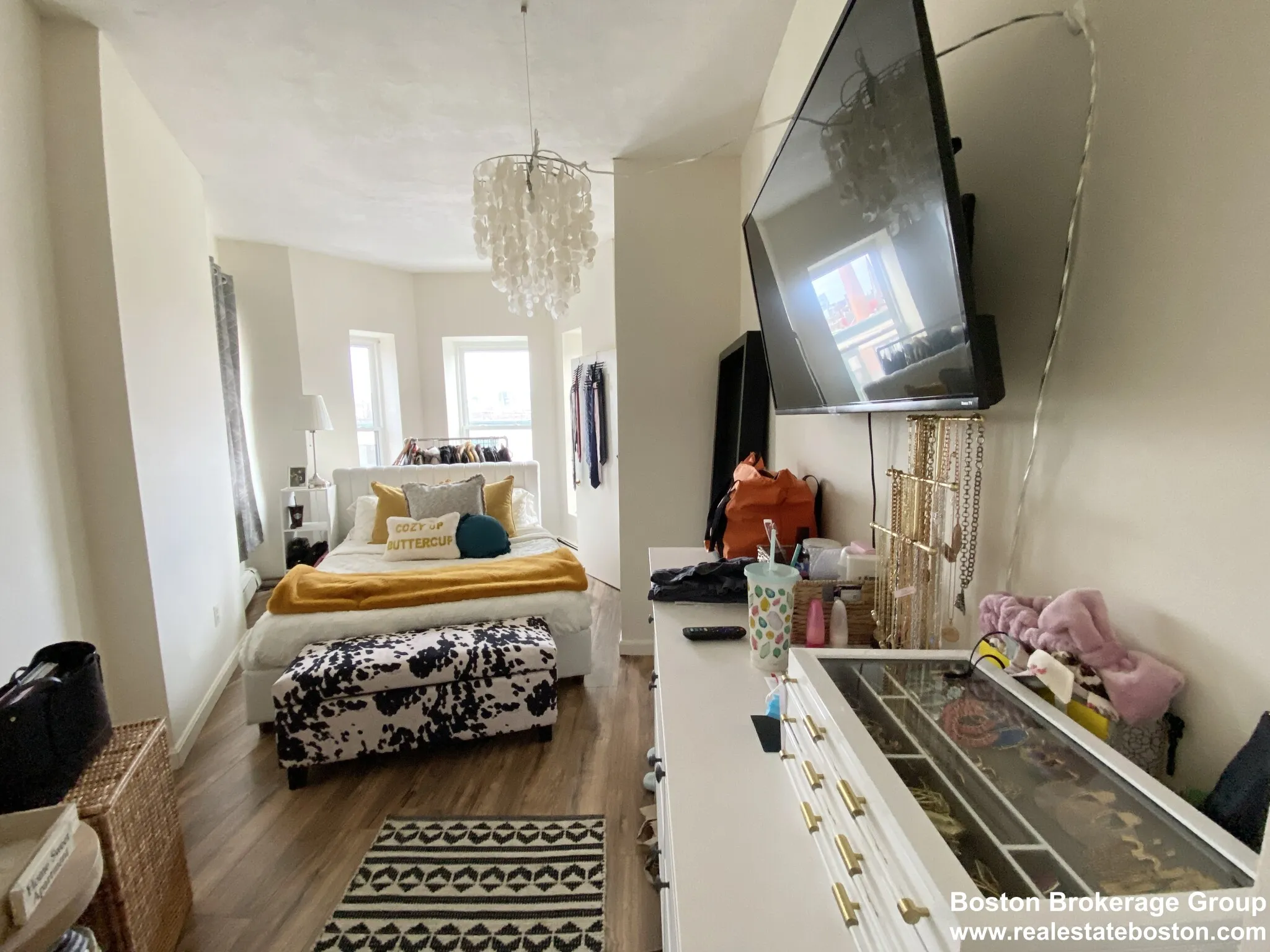 96 Hammond St, Roxbury