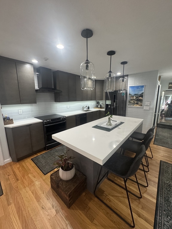 100 E Brookline St, South End