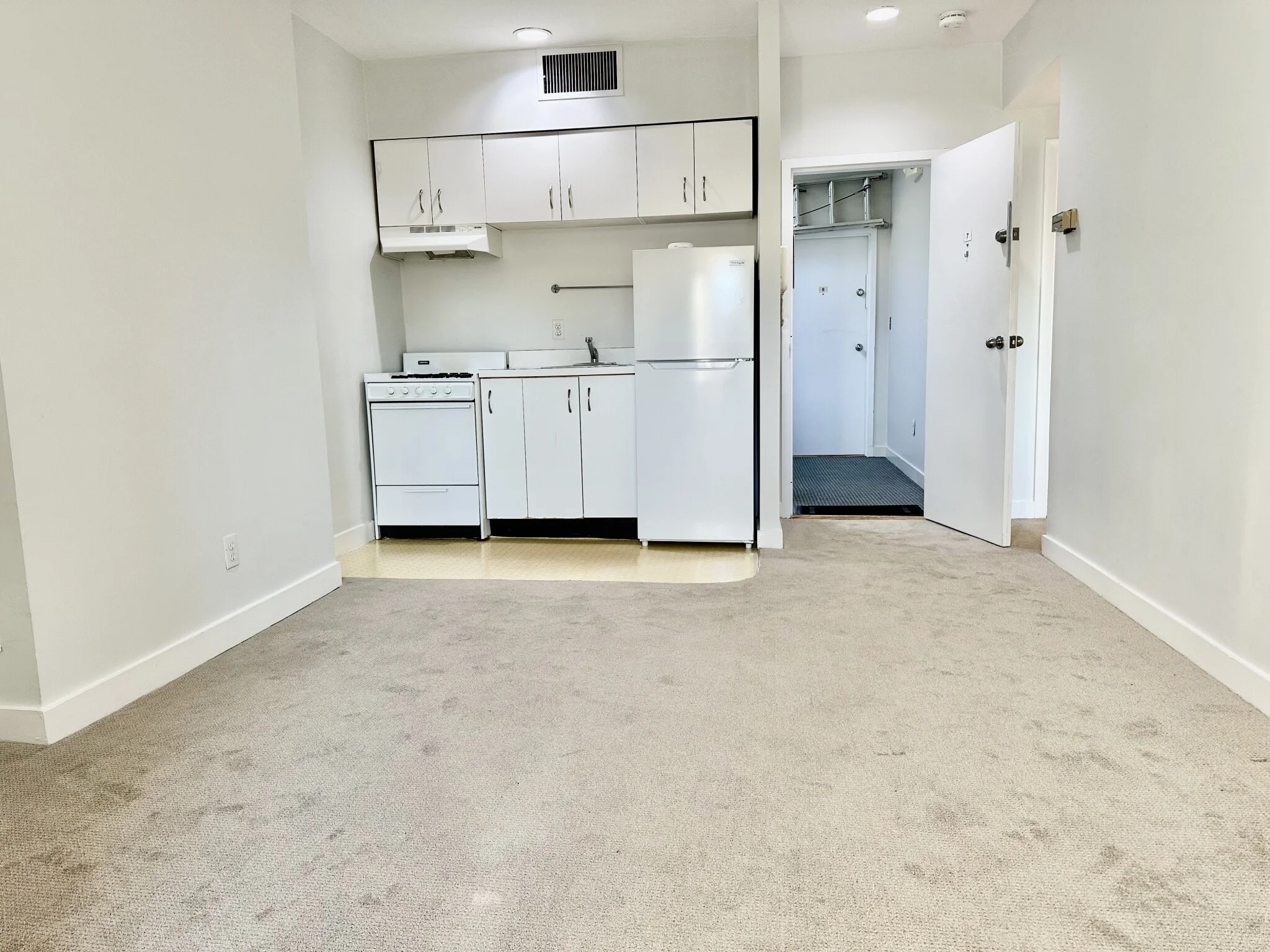 548 Columbus Ave, South End