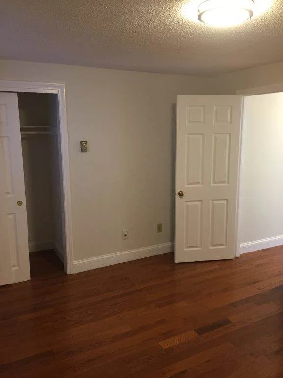 217 Beaver Dam Rd, Plymouth