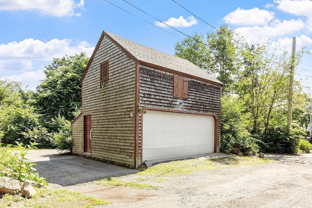 4 Lowest Ln, Rockport