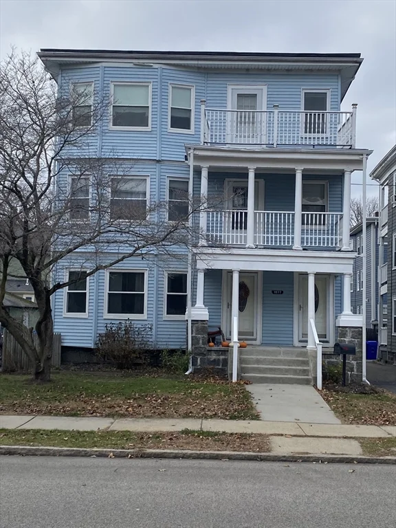 1877 Hyde Park Ave, Hyde Park