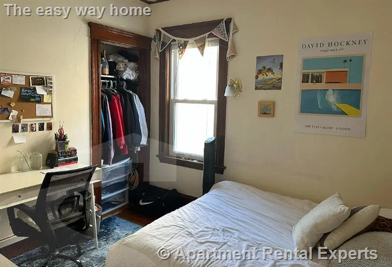 183 College Ave, Davis Square