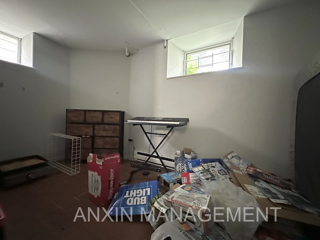 71 Gardner St, Allston