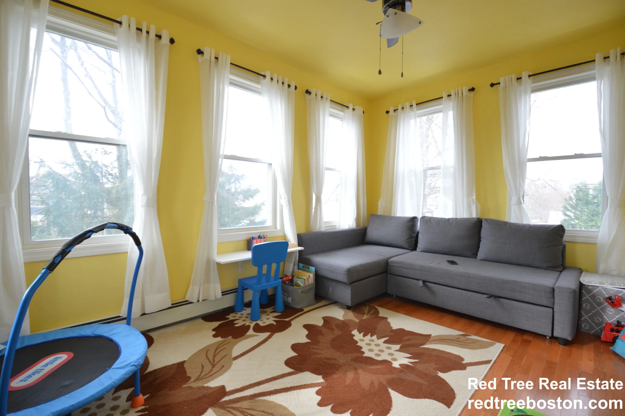 26 Garnet Rd, West Roxbury