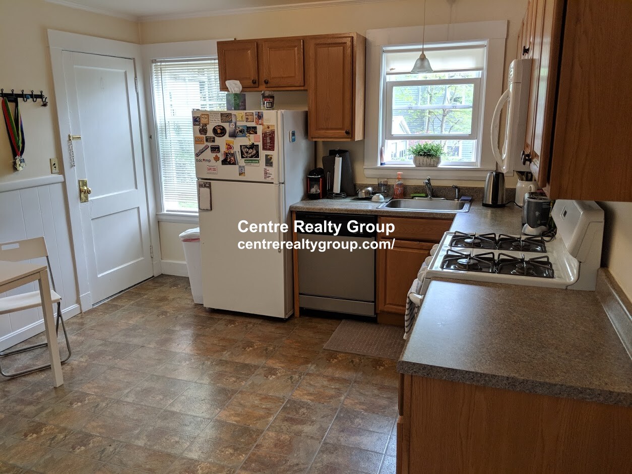 12 Westbourne Rd, Newton Centre