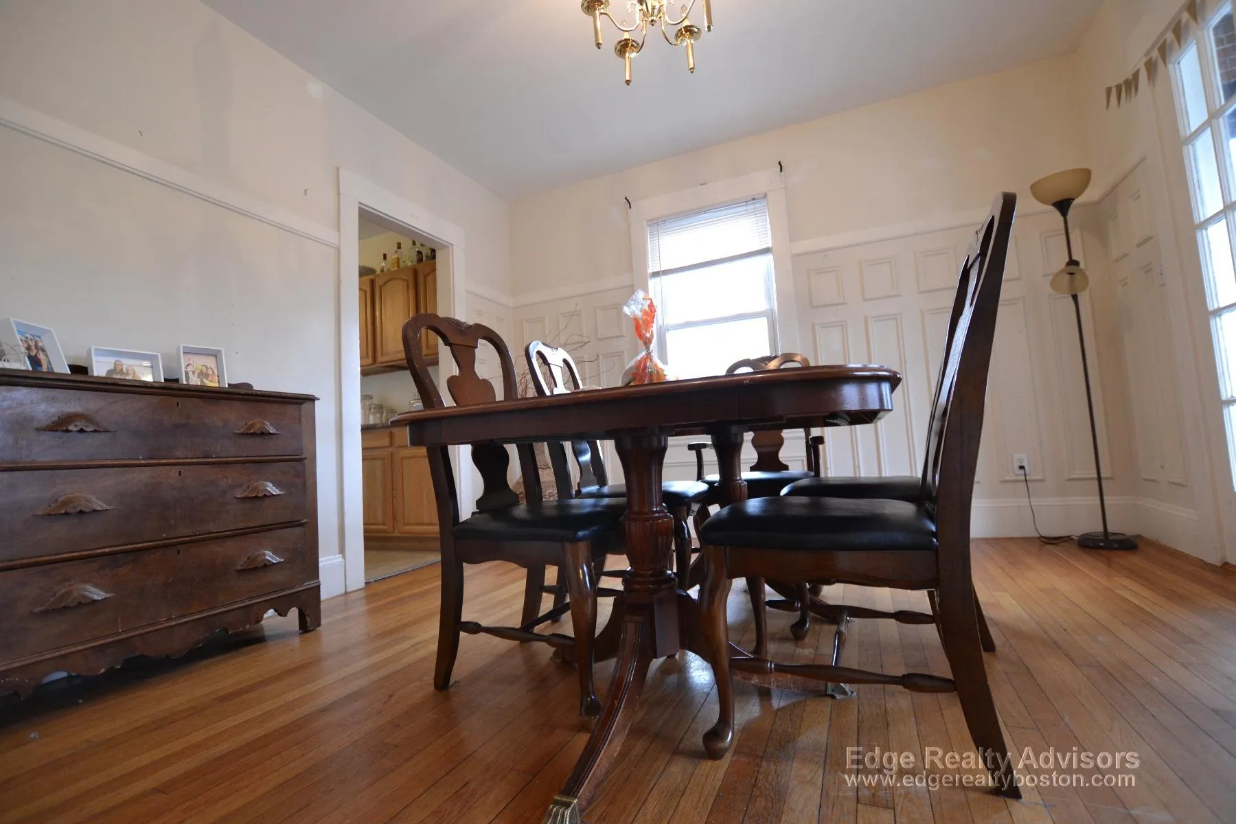 209 Chestnut Hill Ave, Brighton