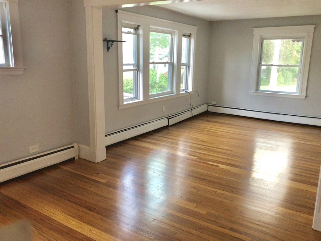 34 Carle Rd, North Quincy