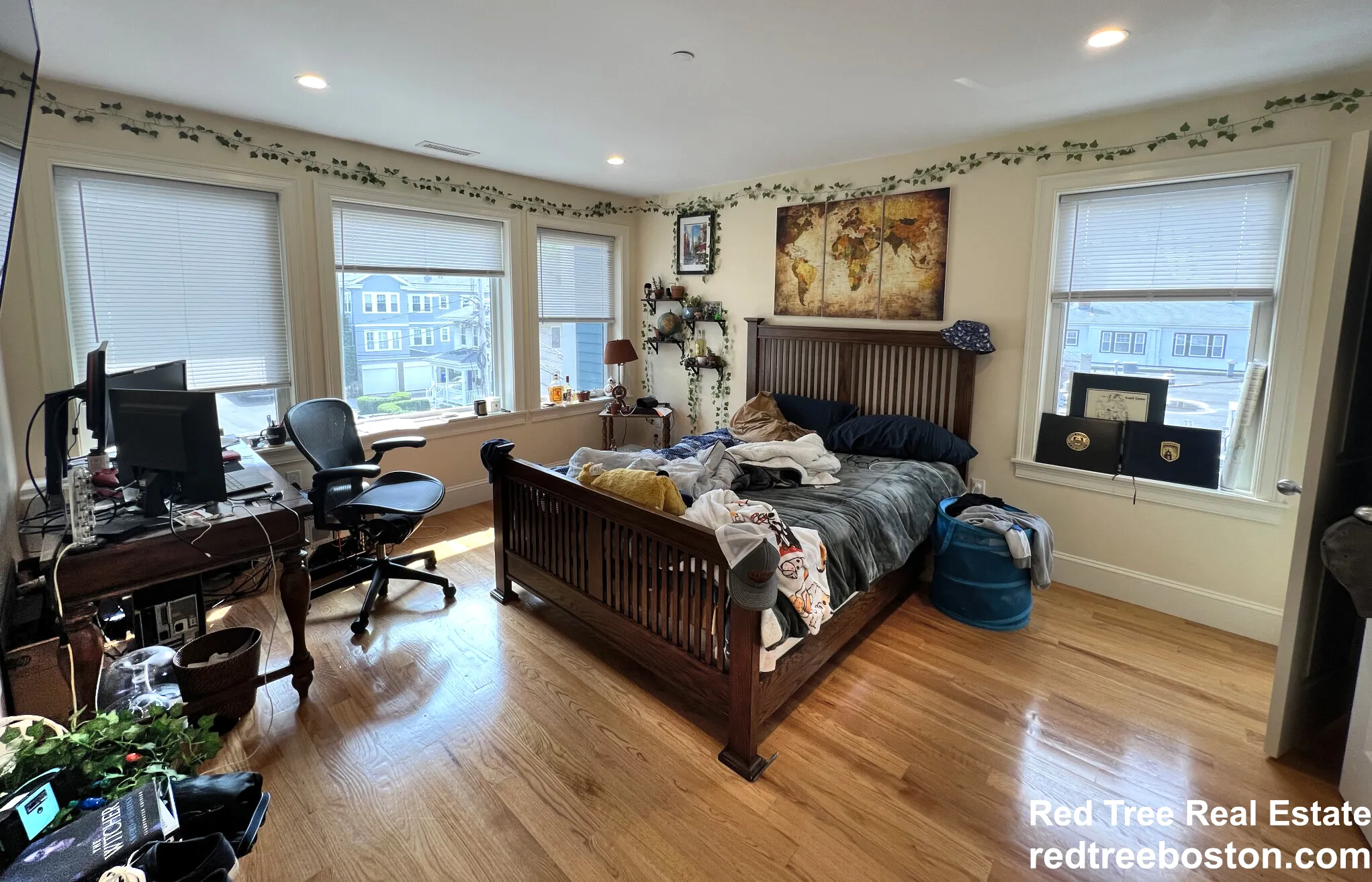 122 Tremont St, Brighton