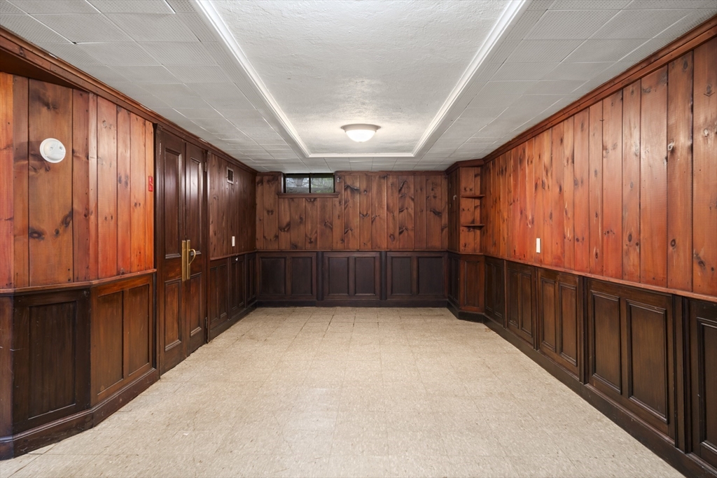 216 Dwight Rd, Springfield