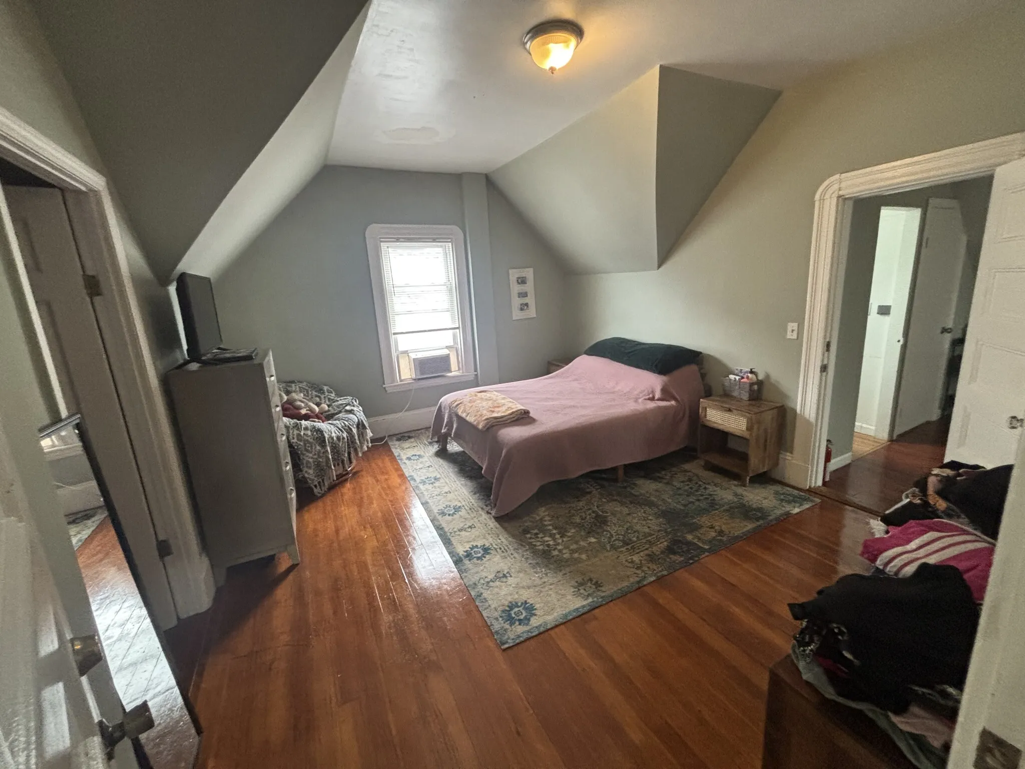 458 Broadway, Magoun Square