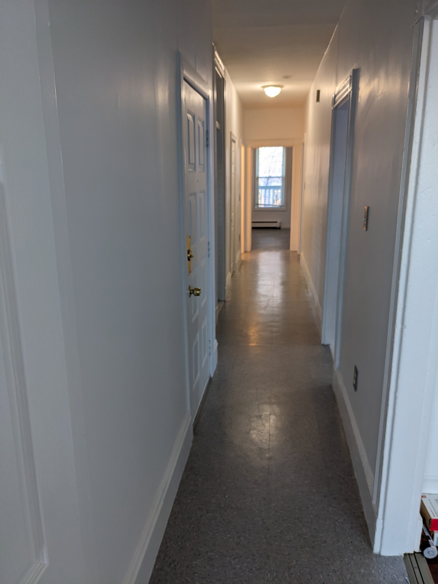 12 Kensington St, Roxbury