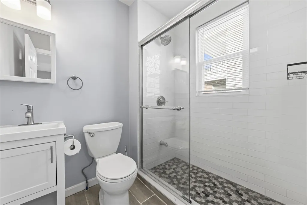 516 Washington, Brighton