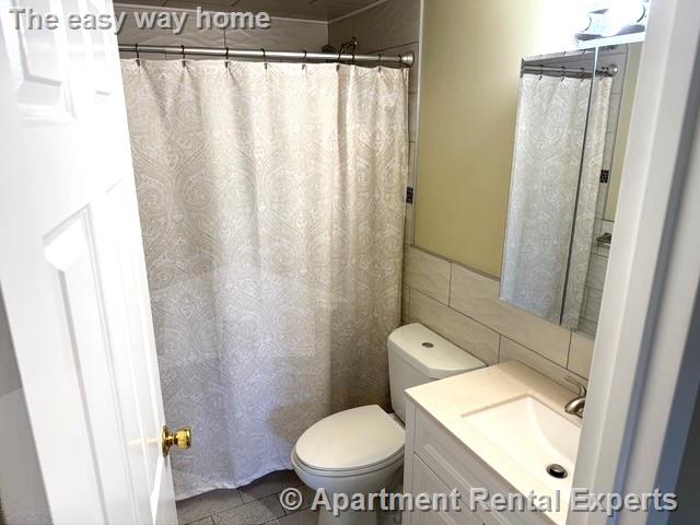 881 Broadway, Everett