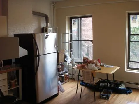 88 Hammond St, Roxbury