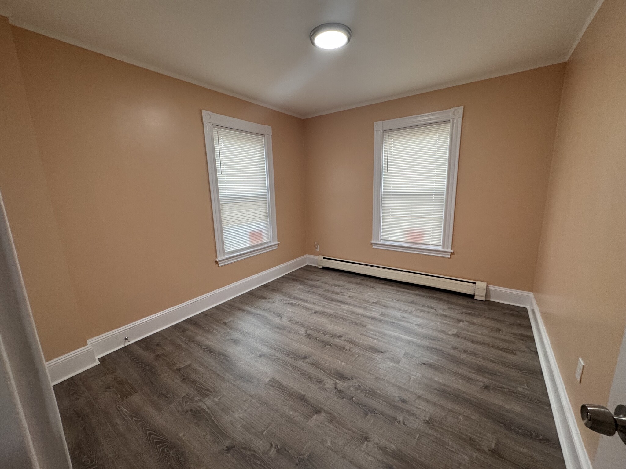 22 West Squantum St, North Quincy