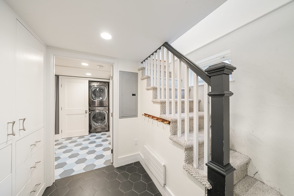 14 Hubbard Ave, Cambridge