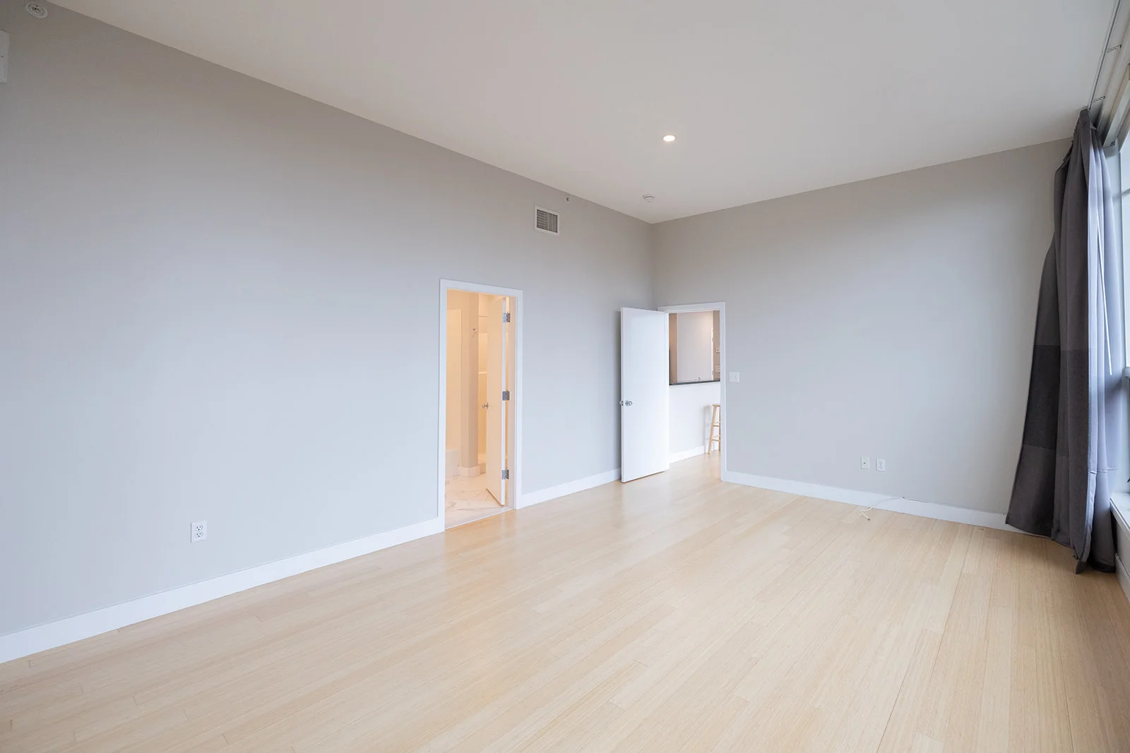 490 Harrison Ave, South End