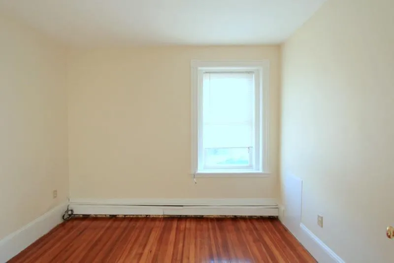 10 Winter St, East Cambridge