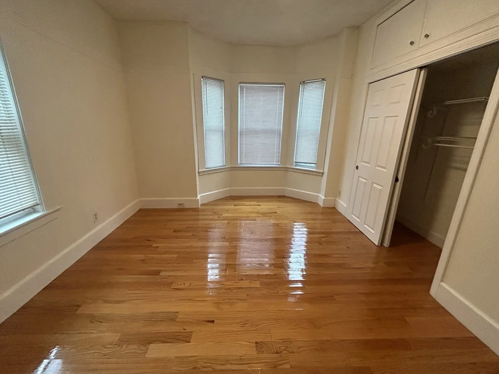 125 Spring St, Medford