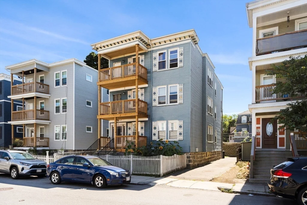 63 Whitten St, Dorchester