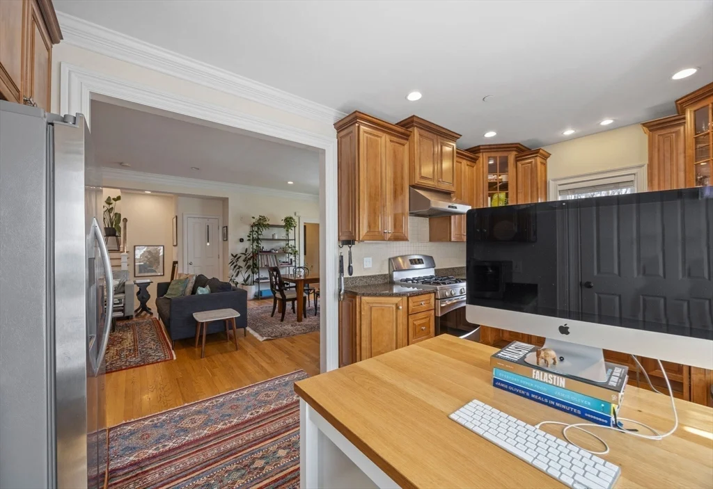 2 Benton Rd, Spring Hill