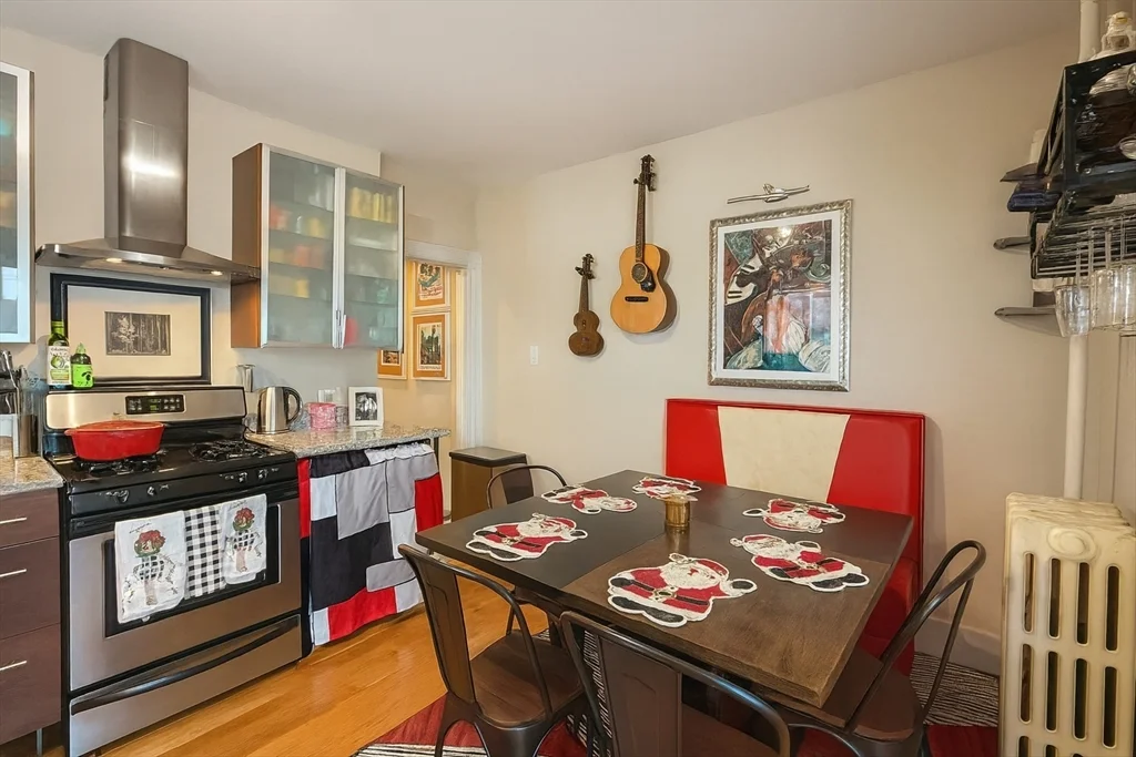 456 Medford St, Winter Hill