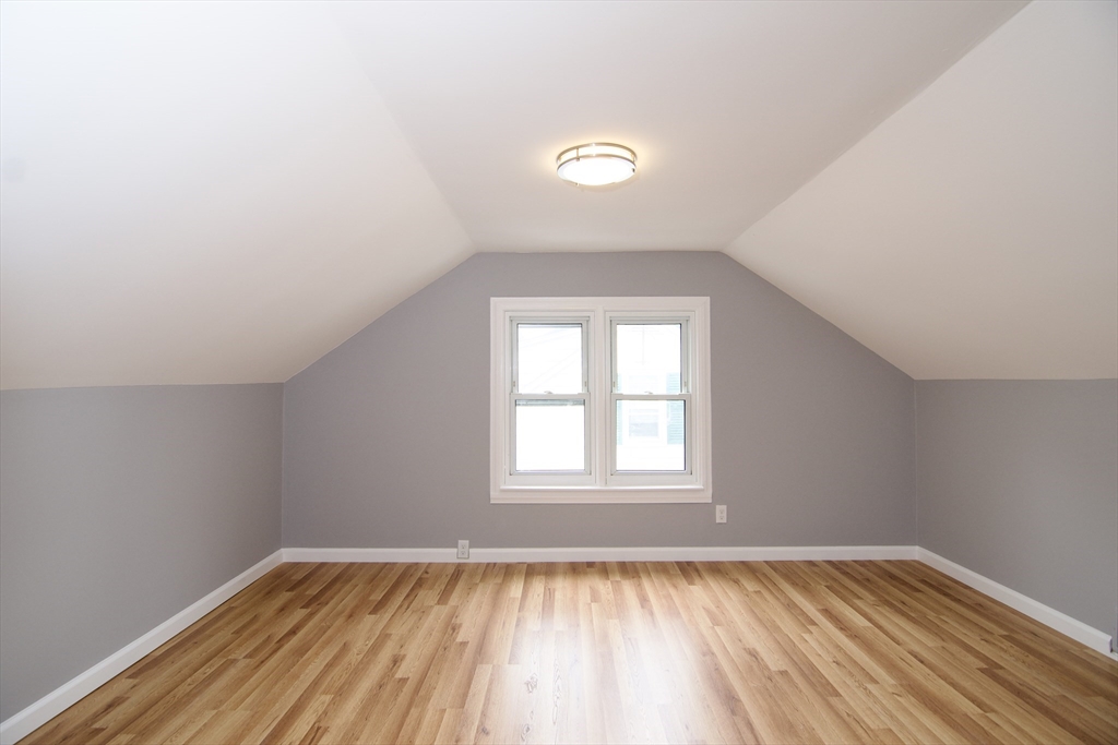 63 Grandview St, East Forest Park