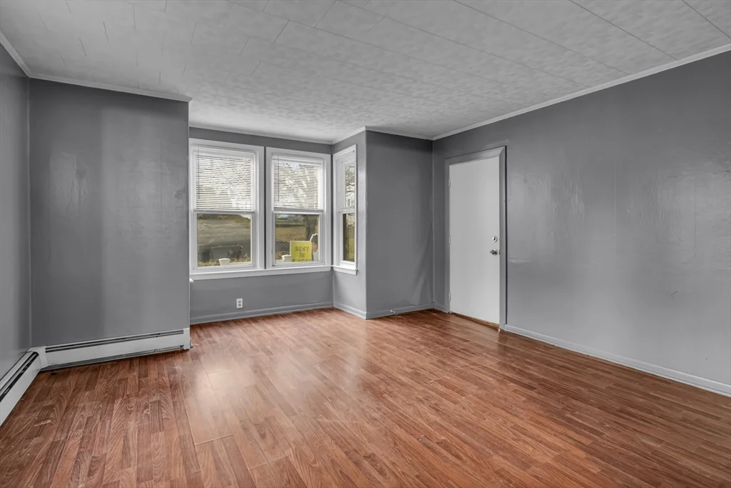 13 Pacific St, Fitchburg