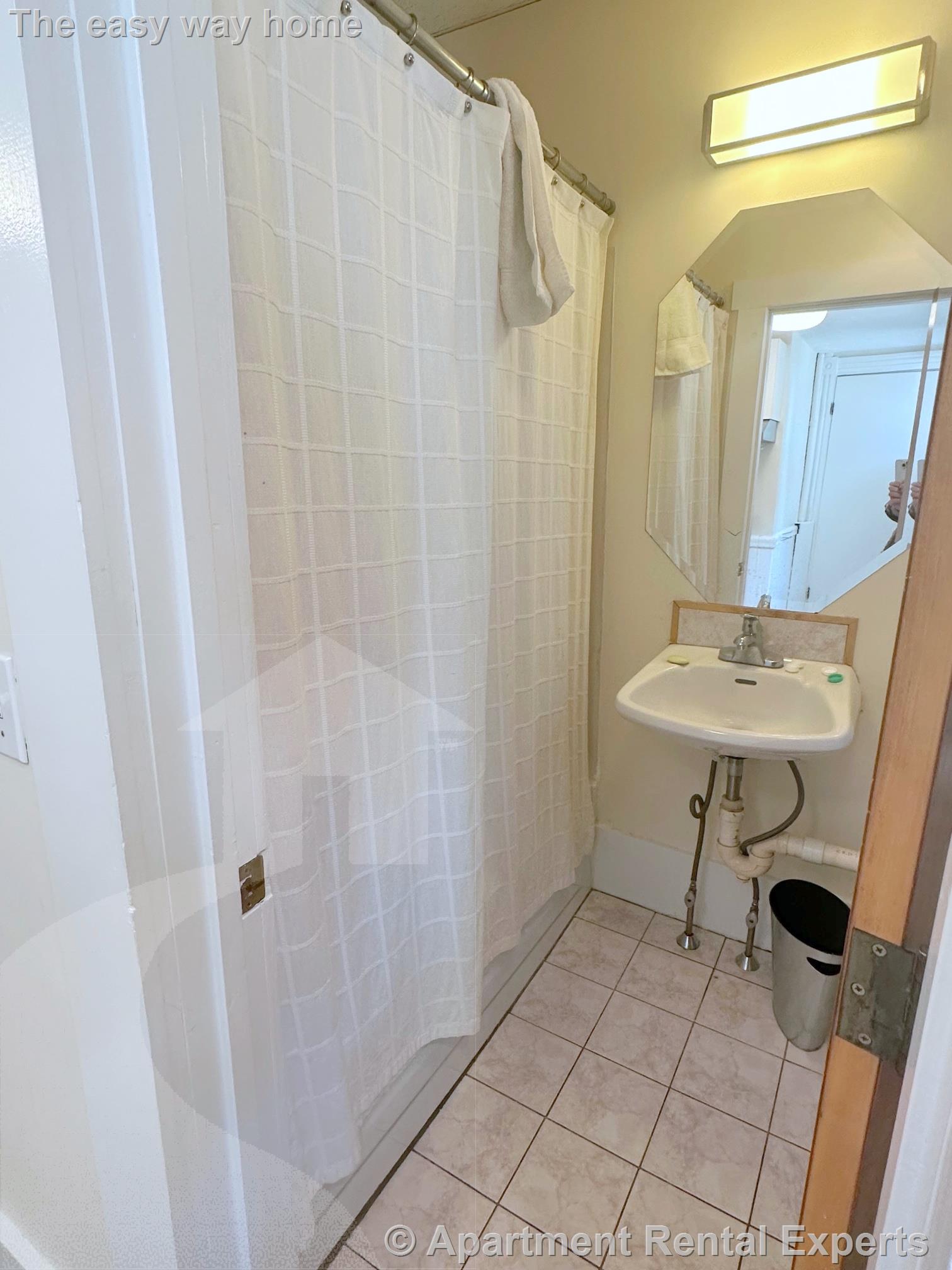 3 Moore St, Teele Square