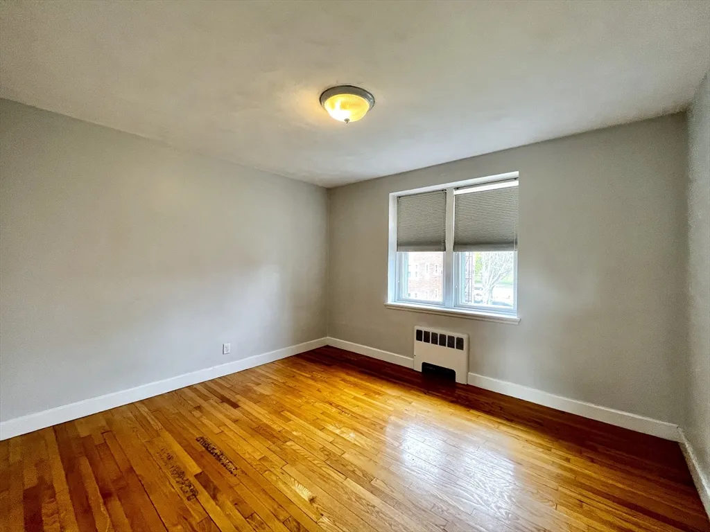 9 Twomey Ct, South Boston