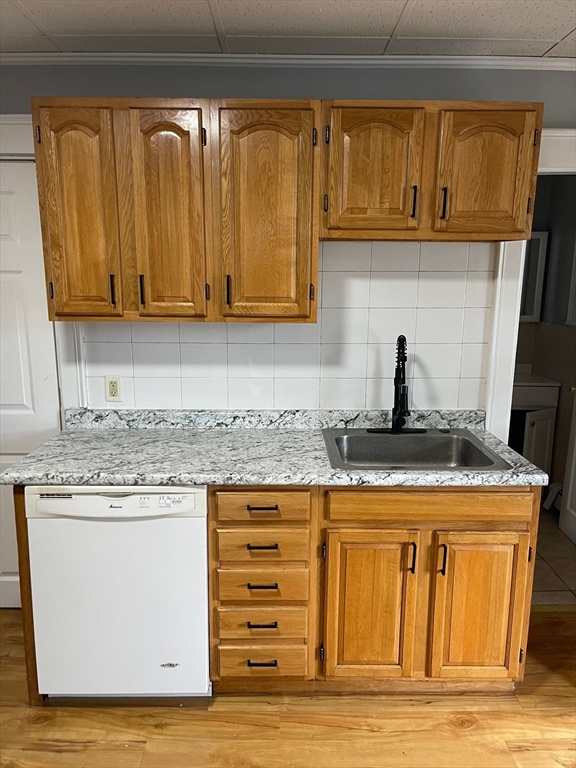 292 Providence Rd, Grafton